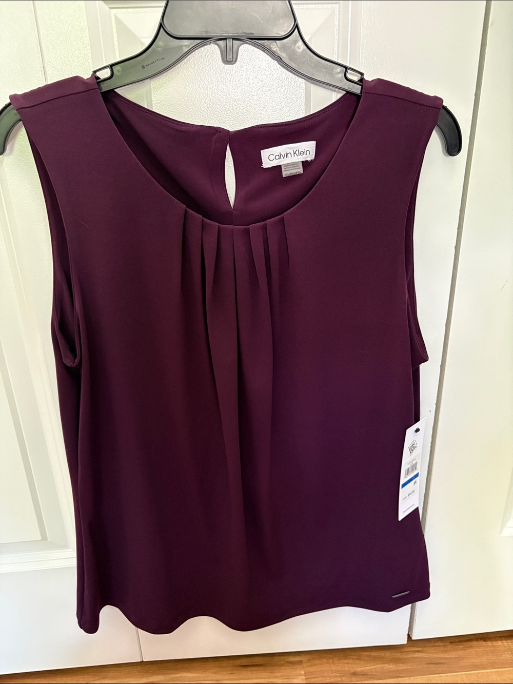 Calvin Klein Sleeveless Pleated Shell Top - Burgundy